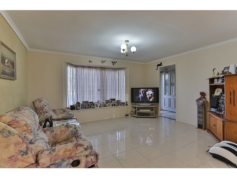 8 Crockers Road, Westbrook QLD 4350