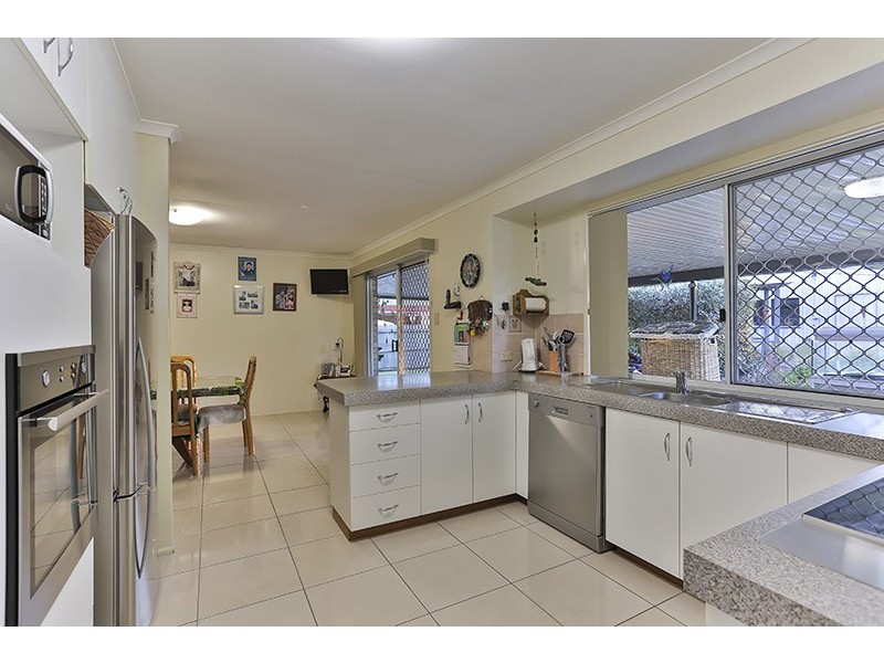 8 Crockers Road, Westbrook QLD 4350