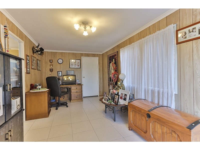 8 Crockers Road, Westbrook QLD 4350