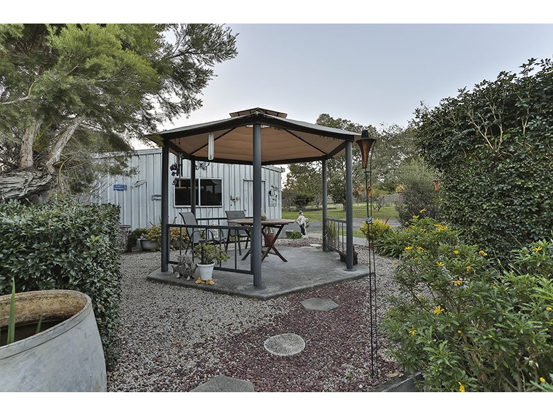 8 Crockers Road, Westbrook QLD 4350