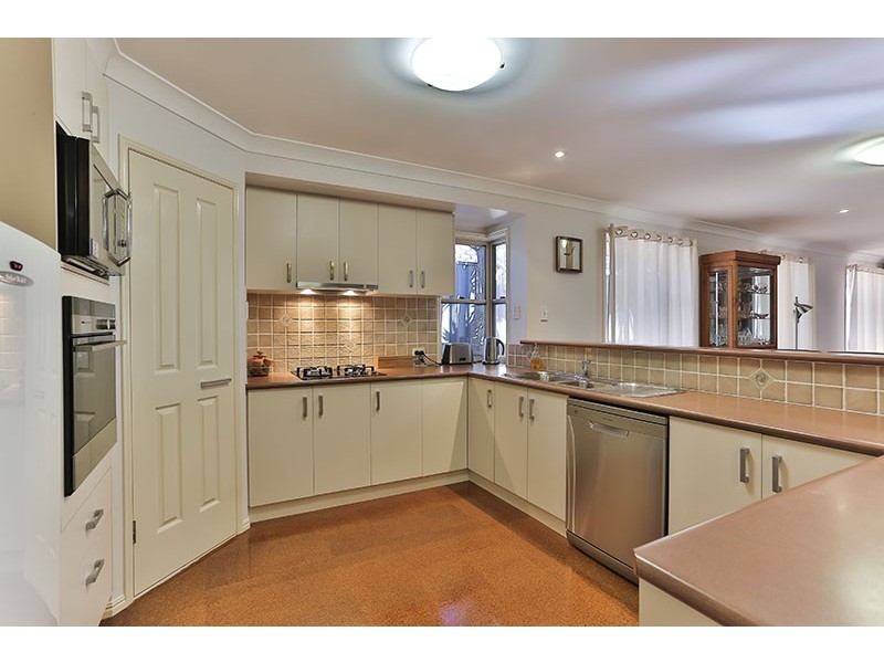 31 Swartz Street, Kearneys Spring QLD 4350