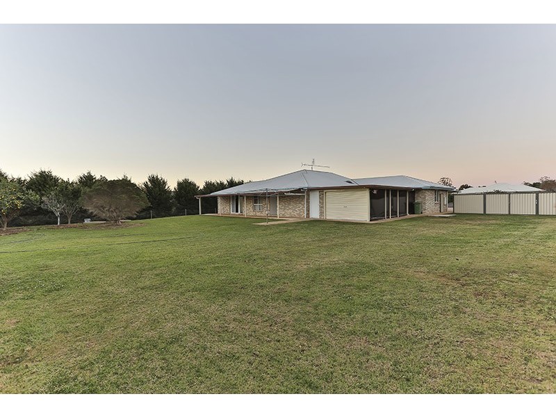 15 Bunya View Drive, Highfields QLD 4352