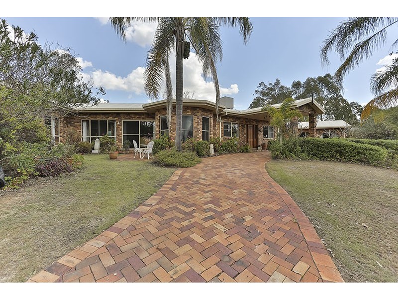 17 Wandin Road, Withcott QLD 4352