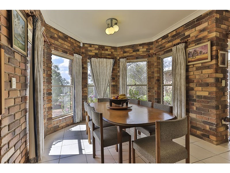 17 Wandin Road, Withcott QLD 4352