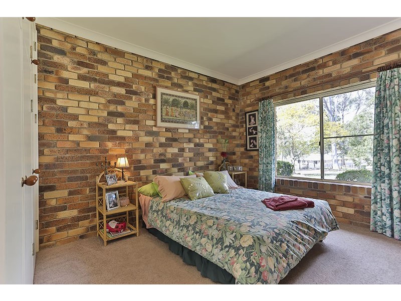 17 Wandin Road, Withcott QLD 4352