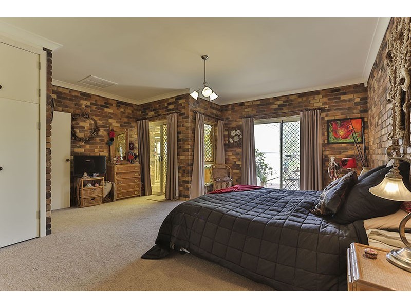 17 Wandin Road, Withcott QLD 4352