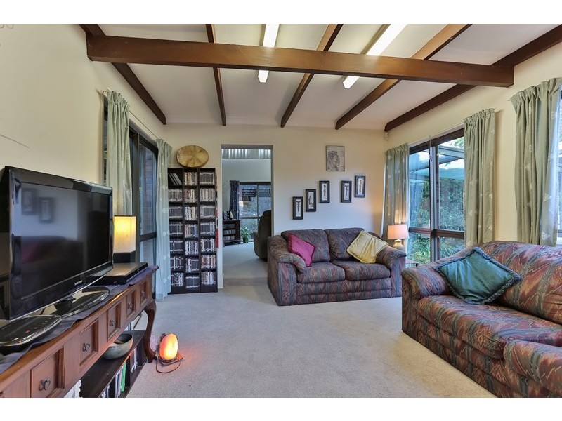 6 Mollison Court, Wilsonton QLD 4350