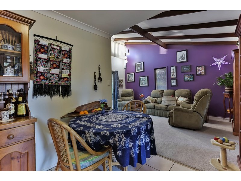 6 Mollison Court, Wilsonton QLD 4350