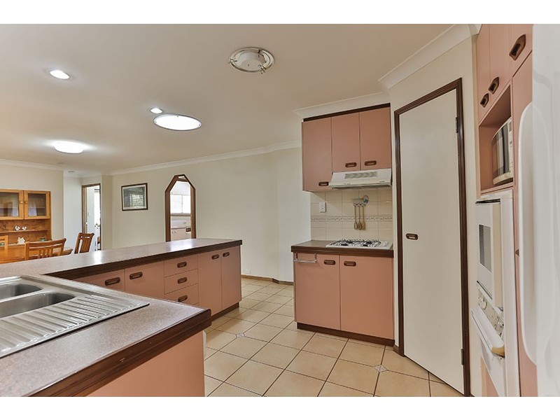 40 Bouganvillea Drive, Middle Ridge QLD 4350