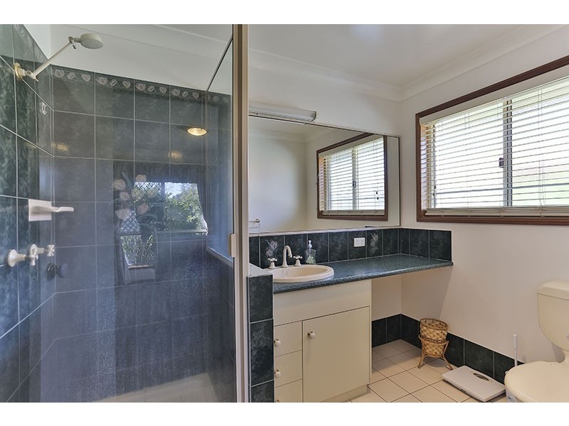 40 Bouganvillea Drive, Middle Ridge QLD 4350