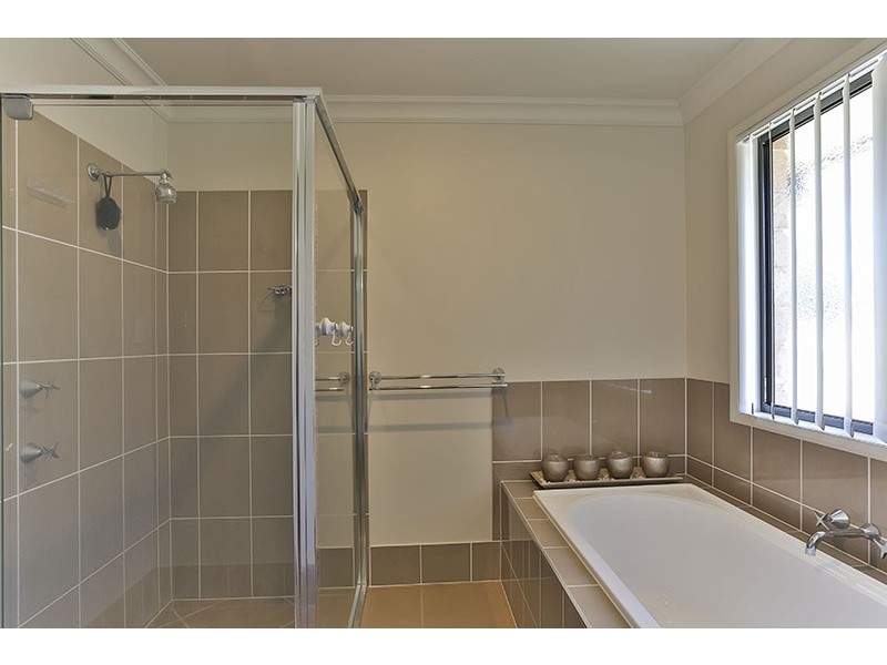 3 Coral Court, Cambooya QLD 4358