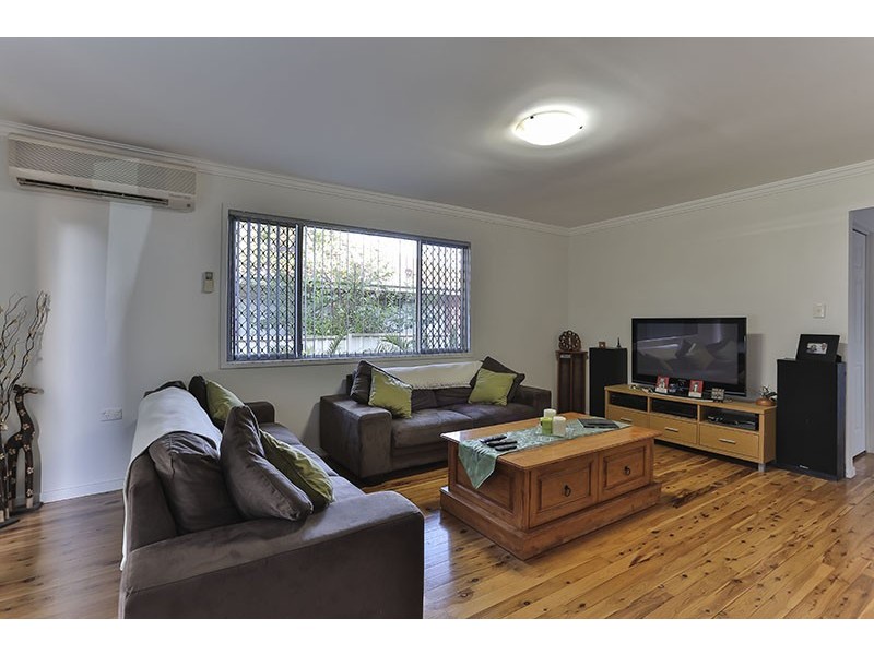 18 Canberra Street, Harristown QLD 4350