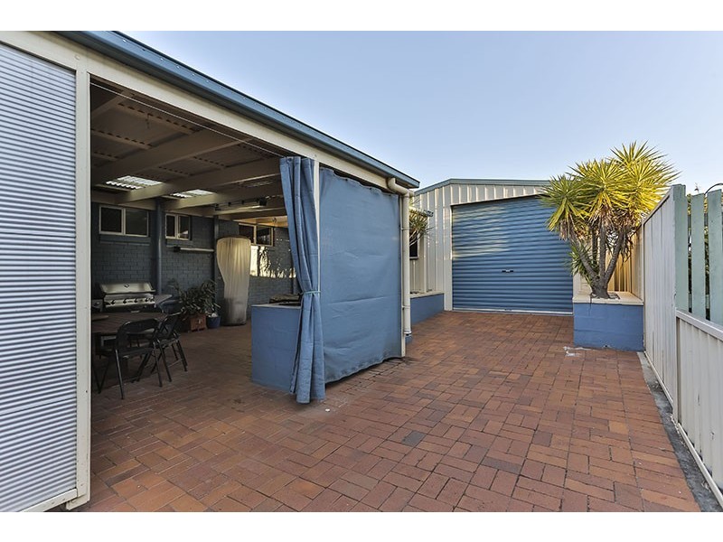 18 Canberra Street, Harristown QLD 4350