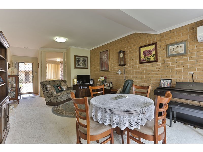 7/4-6 Glenfield Court, Middle Ridge QLD 4350