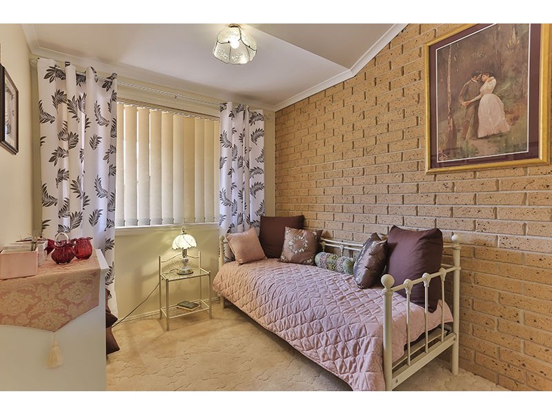 7/4-6 Glenfield Court, Middle Ridge QLD 4350