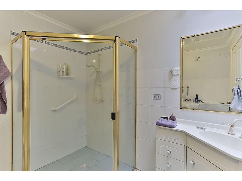 7/4-6 Glenfield Court, Middle Ridge QLD 4350