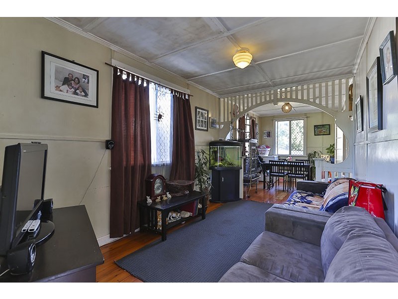 142 Jellicoe Street, North Toowoomba QLD 4350