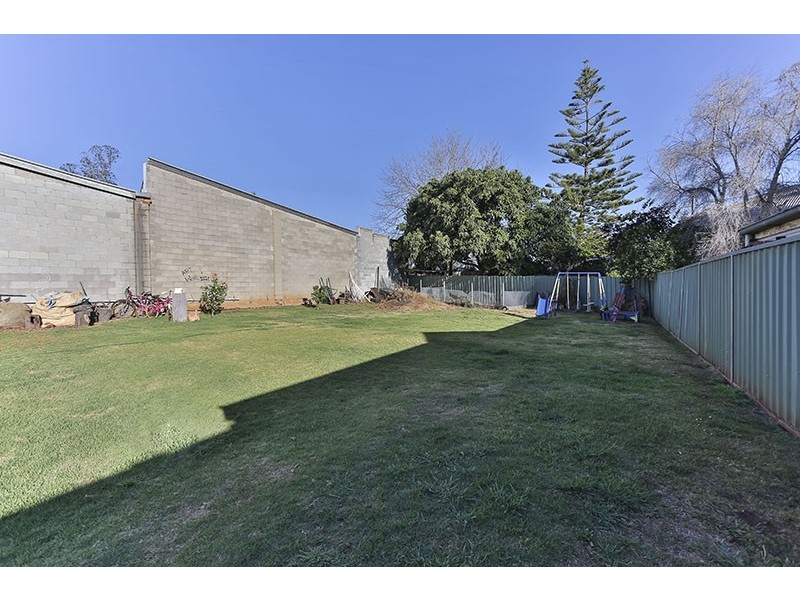 142 Jellicoe Street, North Toowoomba QLD 4350