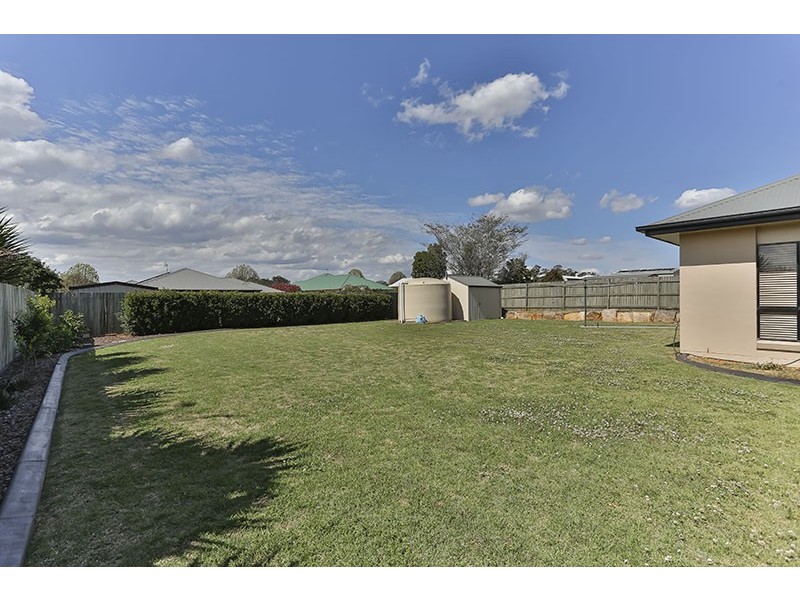 10 Garvan Court, Highfields QLD 4352