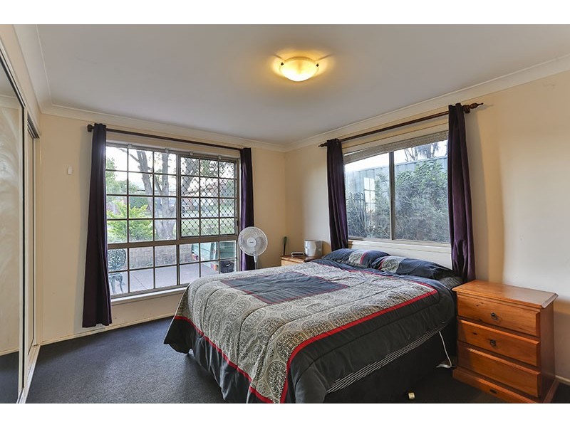 10 Moore Crescent, Wilsonton QLD 4350