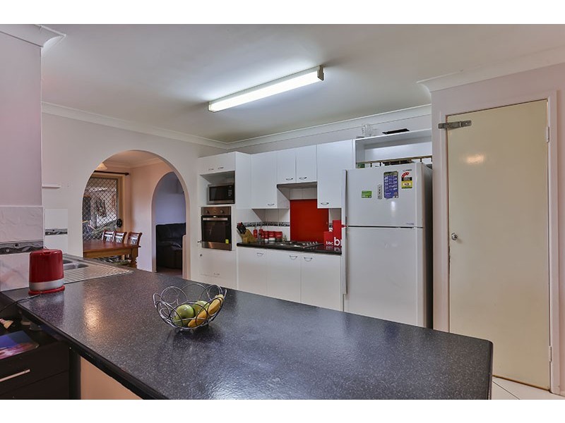 10 Moore Crescent, Wilsonton QLD 4350