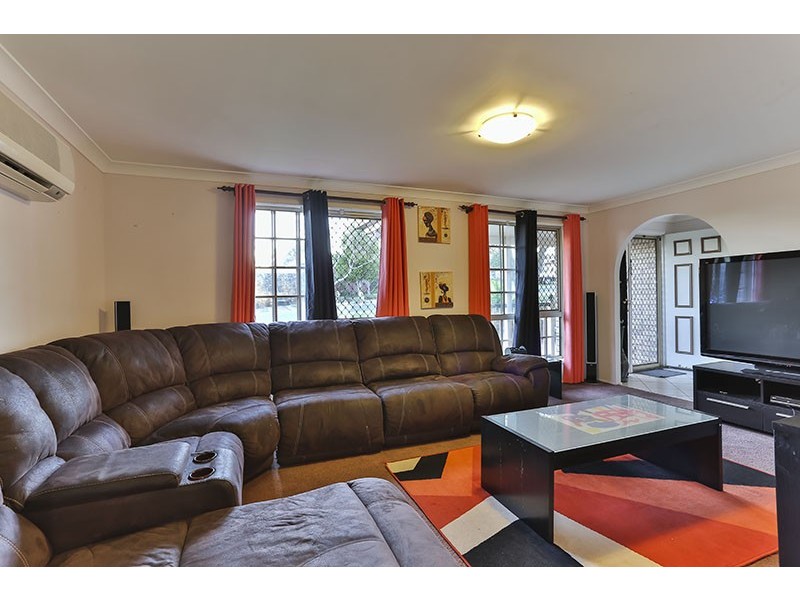 10 Moore Crescent, Wilsonton QLD 4350