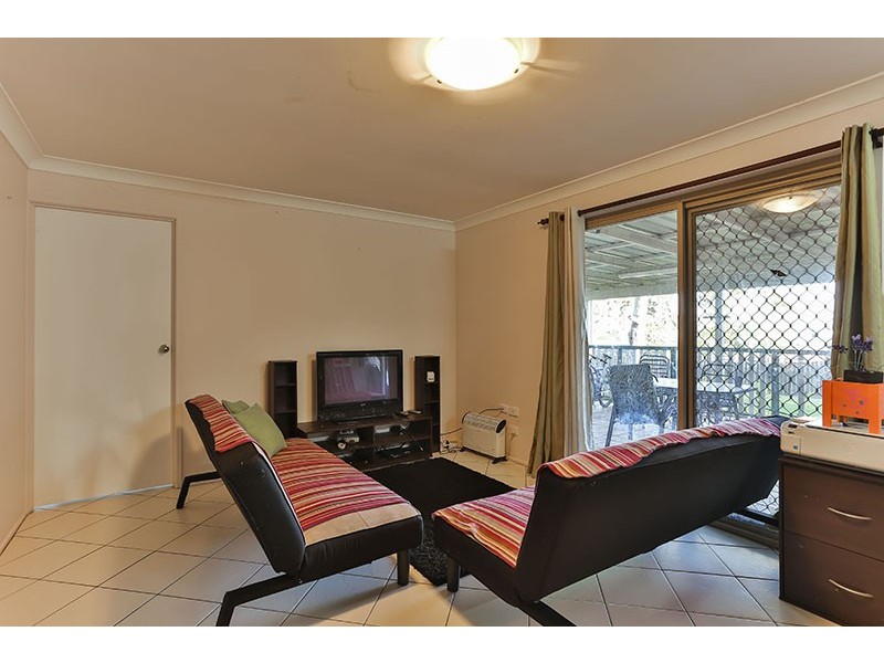 10 Moore Crescent, Wilsonton QLD 4350