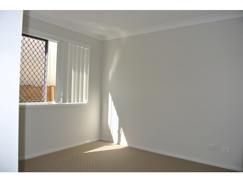 1/18 Tempest Drive, Glenvale QLD 4350