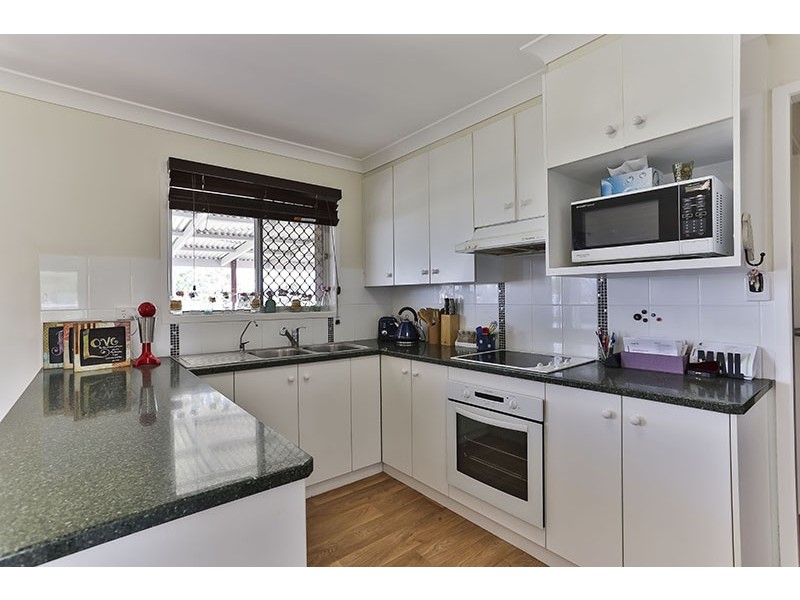 29 Mocatta Street, Goombungee QLD 4354