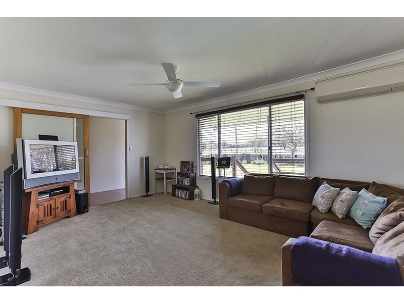 29 Mocatta Street, Goombungee QLD 4354