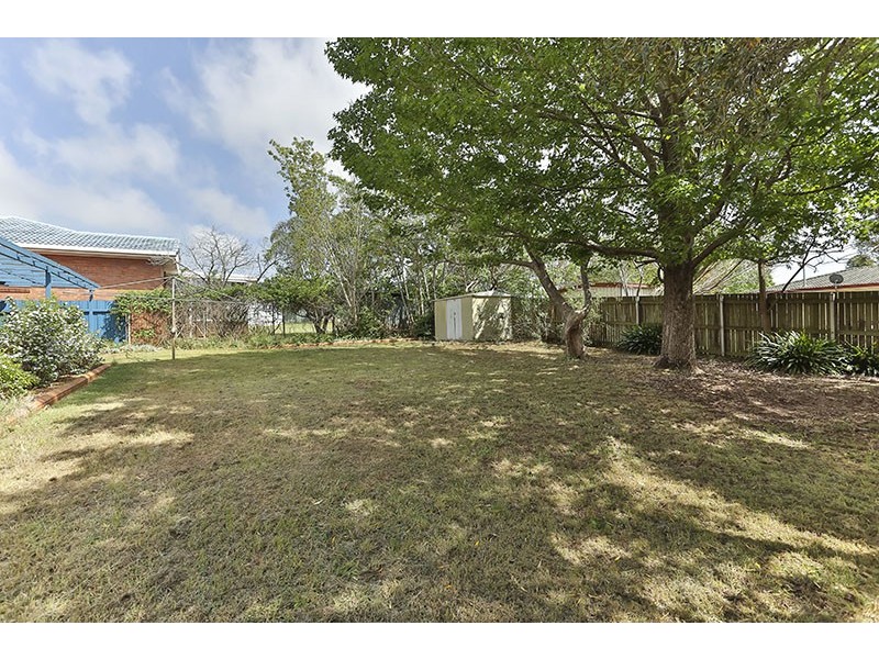 41 Knockator Crescent, Centenary Heights QLD 4350