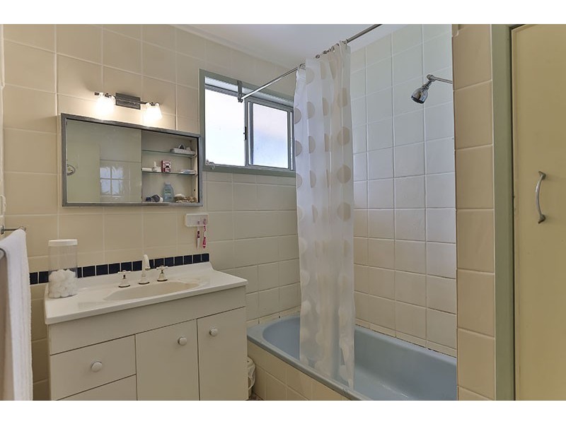 41 Knockator Crescent, Centenary Heights QLD 4350