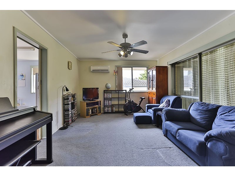 41 Knockator Crescent, Centenary Heights QLD 4350