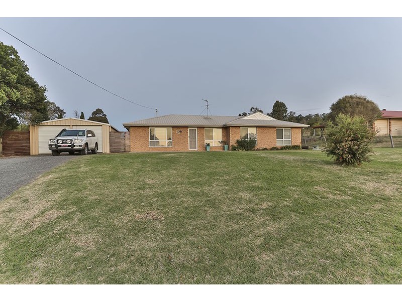 12 Garrett Road, Meringandan QLD 4352