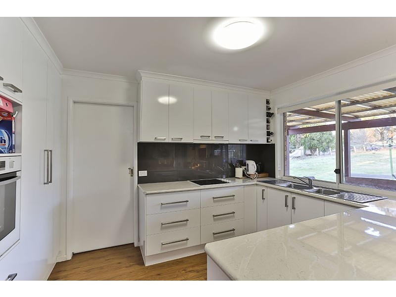 12 Garrett Road, Meringandan QLD 4352