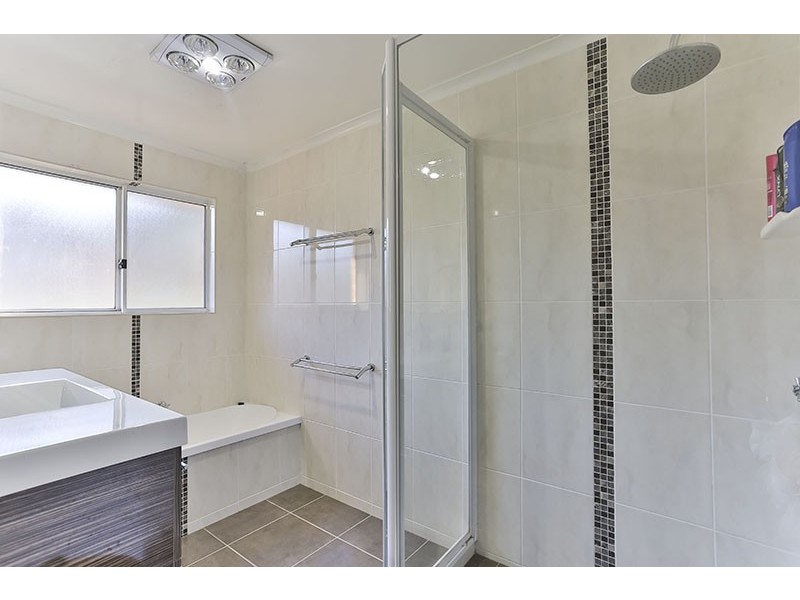12 Garrett Road, Meringandan QLD 4352