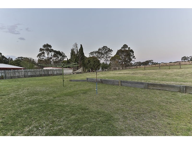 12 Garrett Road, Meringandan QLD 4352