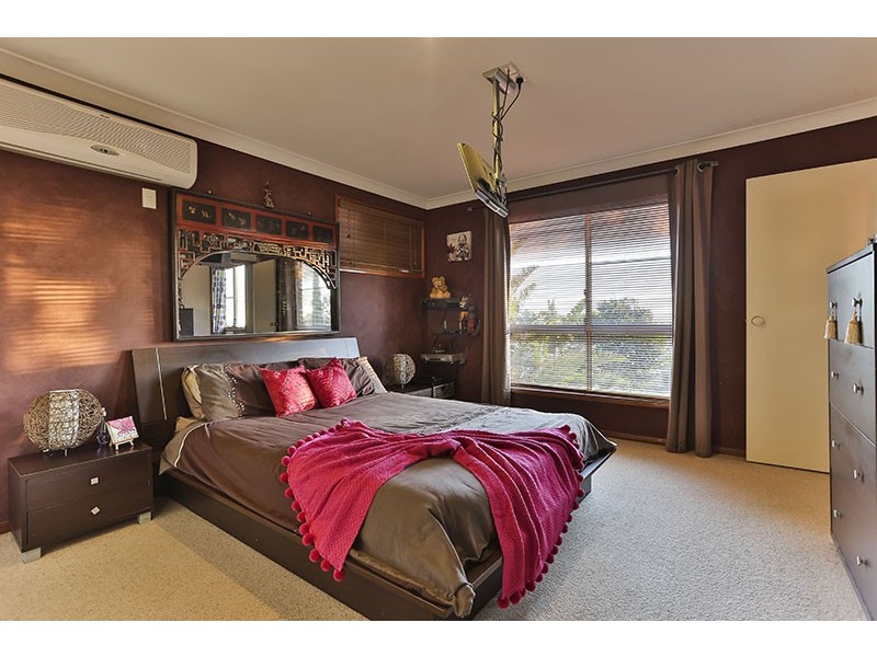 2 Kensington Court, Darling Heights QLD 4350