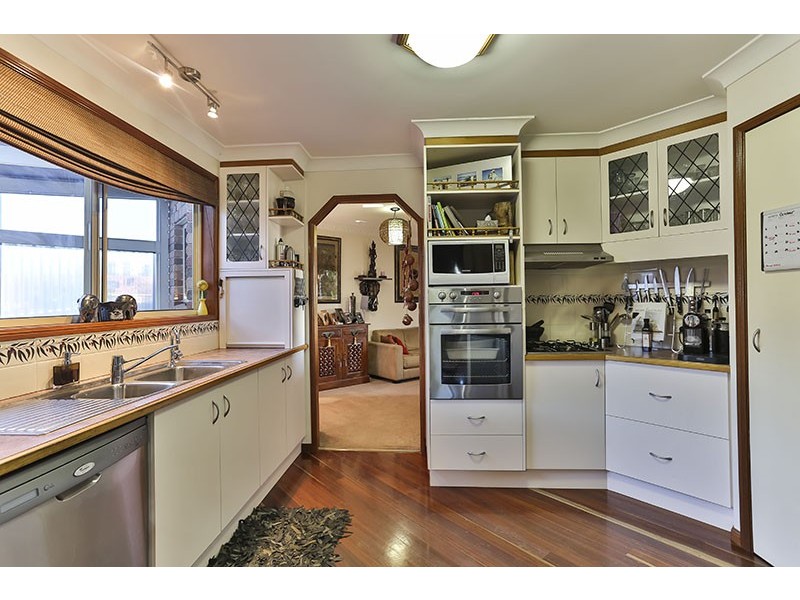 2 Kensington Court, Darling Heights QLD 4350