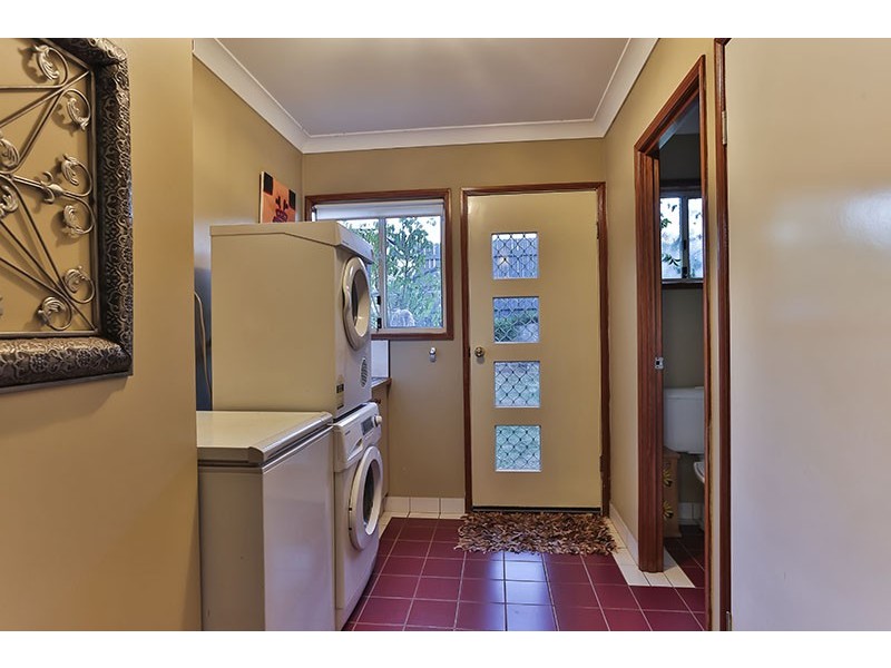 2 Kensington Court, Darling Heights QLD 4350