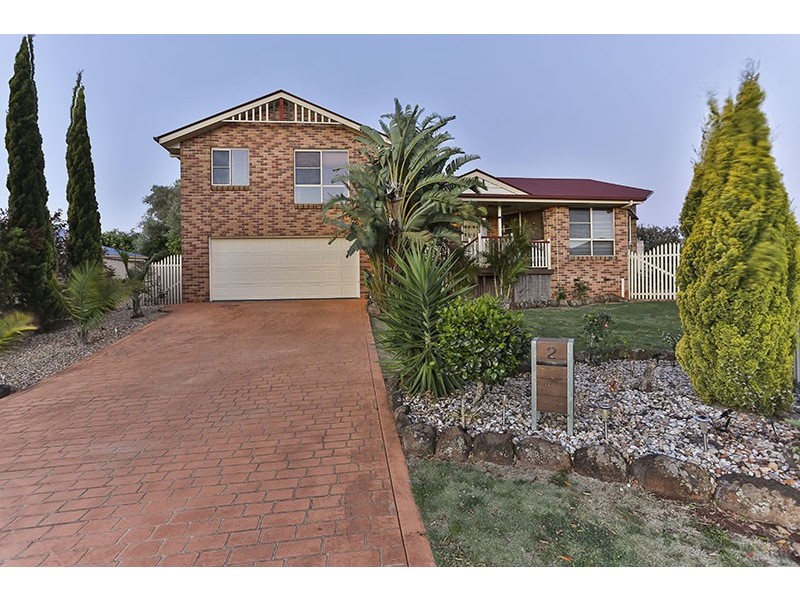 2 Kensington Court, Darling Heights QLD 4350