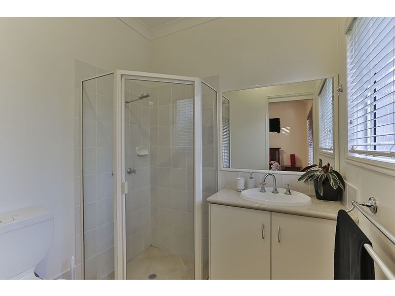 3 Maylen Court, Highfields QLD 4352