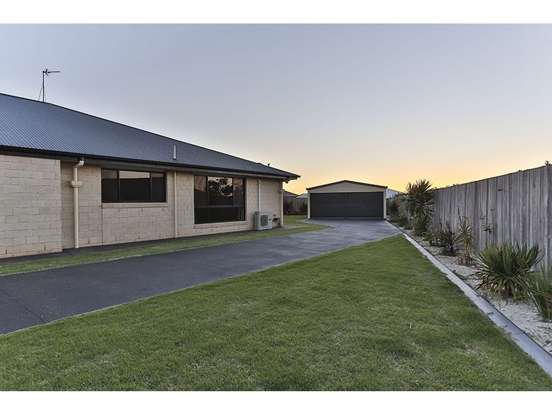 13 Hendra Court, Kleinton QLD 4352