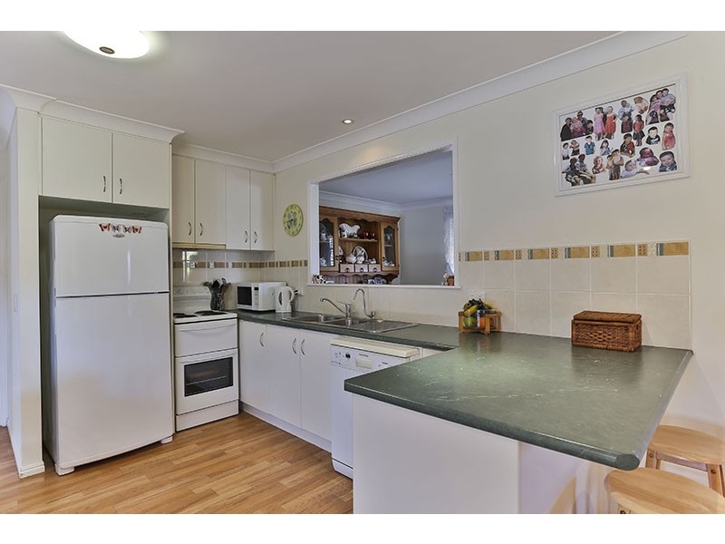 108 Mocatta Street, Goombungee QLD 4354