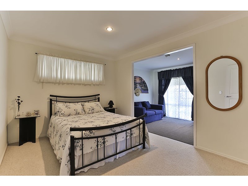 108 Mocatta Street, Goombungee QLD 4354