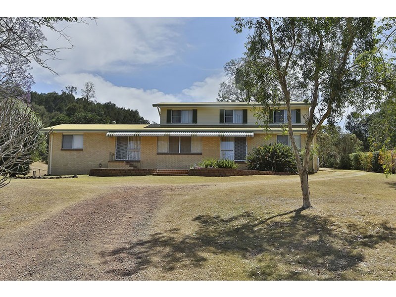 21 Meadows Road, Withcott QLD 4352