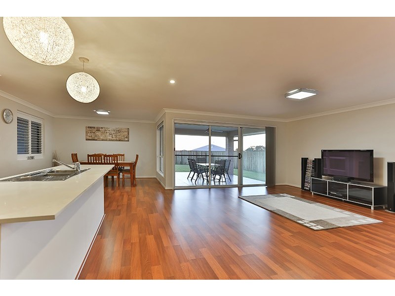 15 Kleinton Road, Kleinton QLD 4352