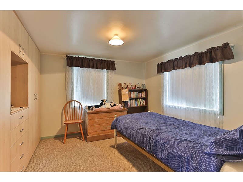 6 John Street, Goombungee QLD 4354