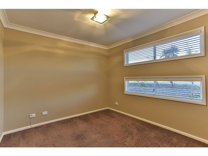 3 Alexander Avenue, Highfields QLD 4352