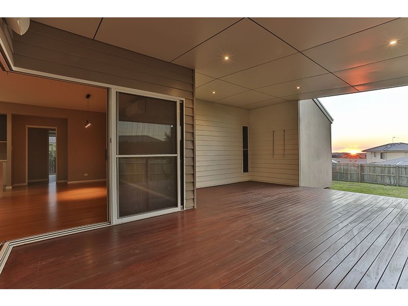 3 Alexander Avenue, Highfields QLD 4352